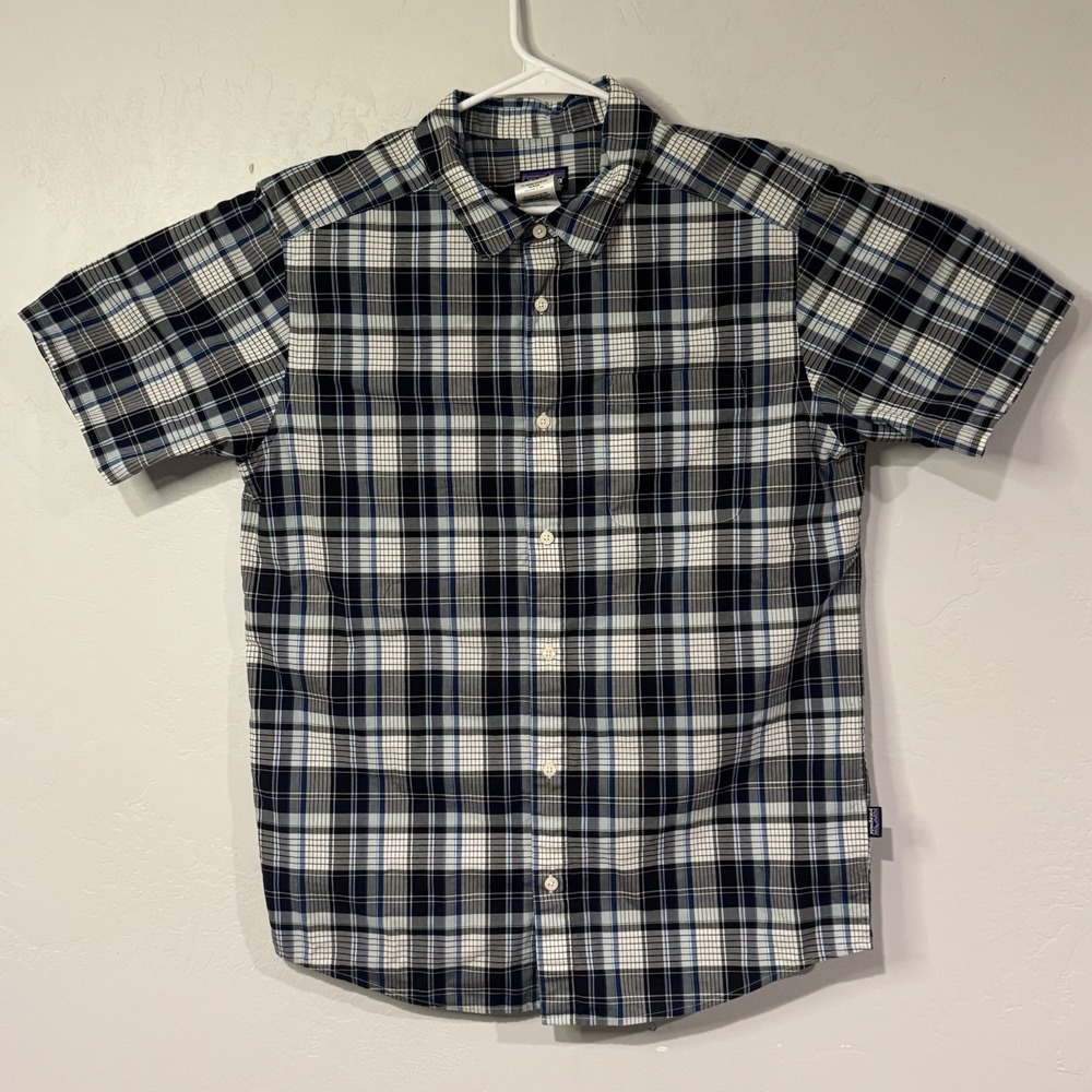 Patagonia Shirt Mens Size Large Button Up Plaid Short Sleeve Organic Cotton
